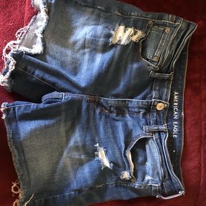 American Eagle Short.